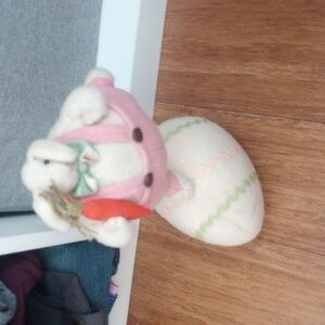 Easter Bunny decor
